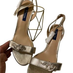 NINA Gold Hologram Strappy Heels with real "Swarovski Crystal New Naver worn